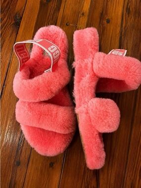 UGG Coral Fuzzy Slide Sandals with Elastic Logo Strap